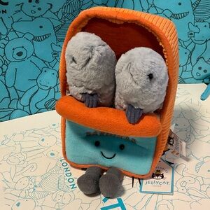 HJ2-Jellycat Amuseables Sardine tin